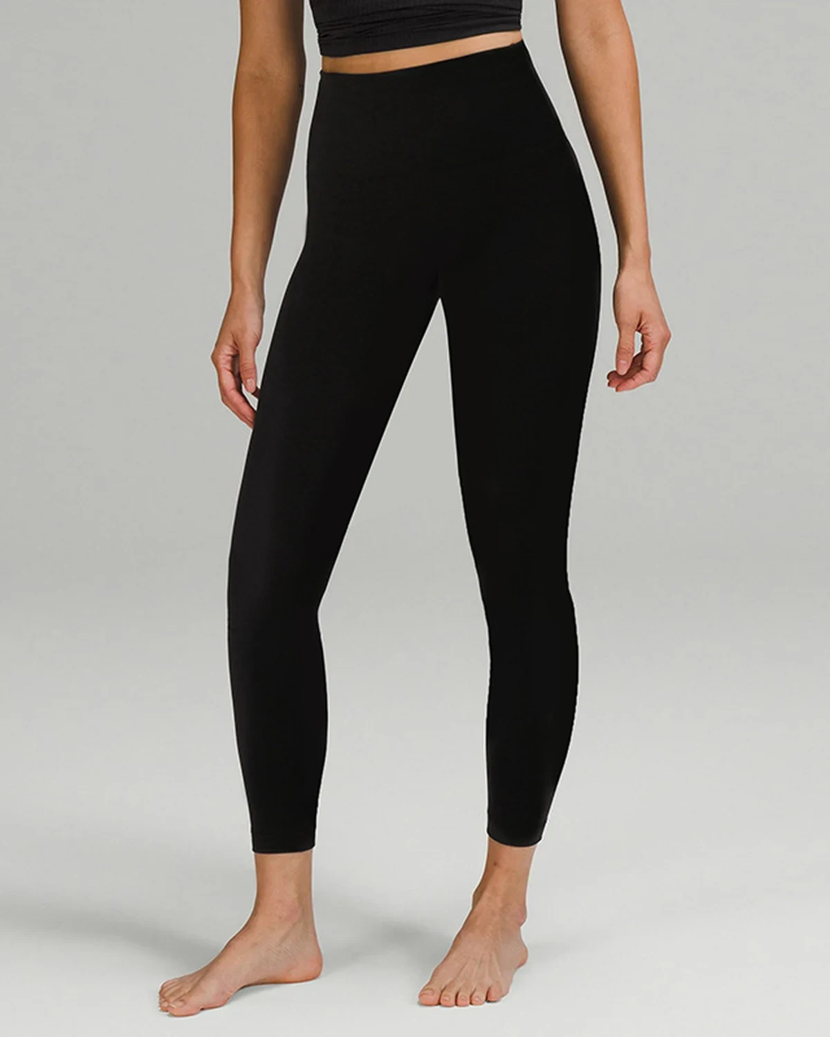 Tummy Control Butt-Lifting Shaping Seamless High-Waist Cropped Tight, styled view