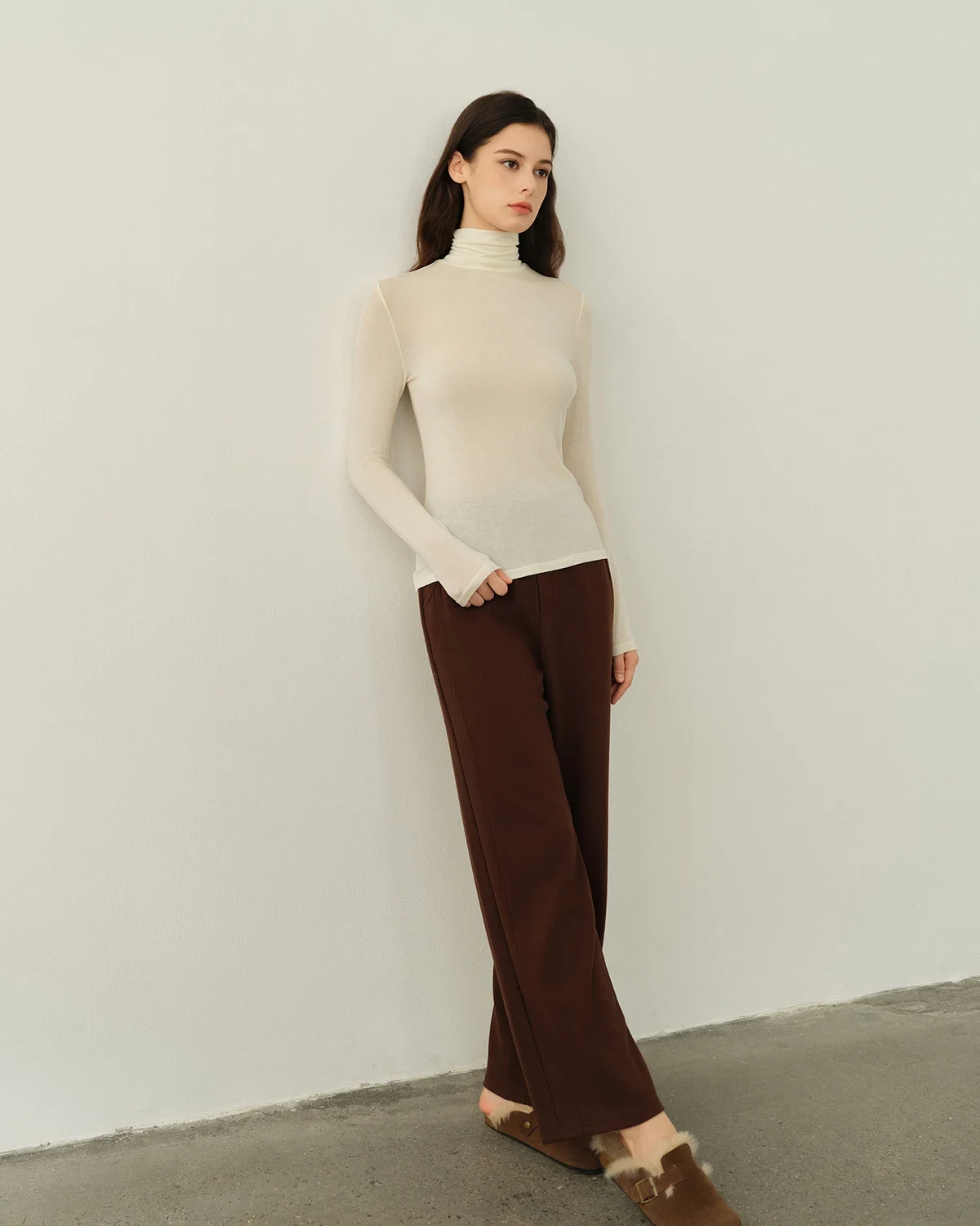 Addictive! Fall/Winter lightweight cashmere warm heat-storing fitted, styled view