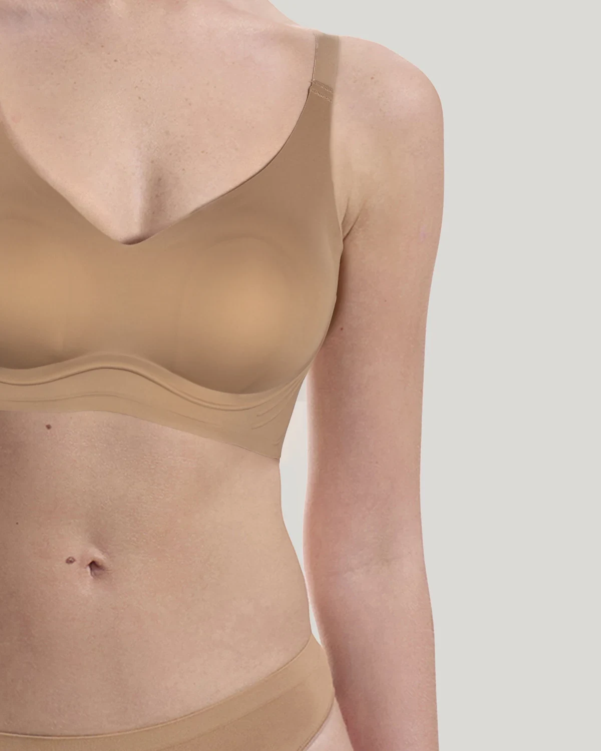 Makes Large Bust Look Smaller ~ Gathering and Shaping Wireless, styled view