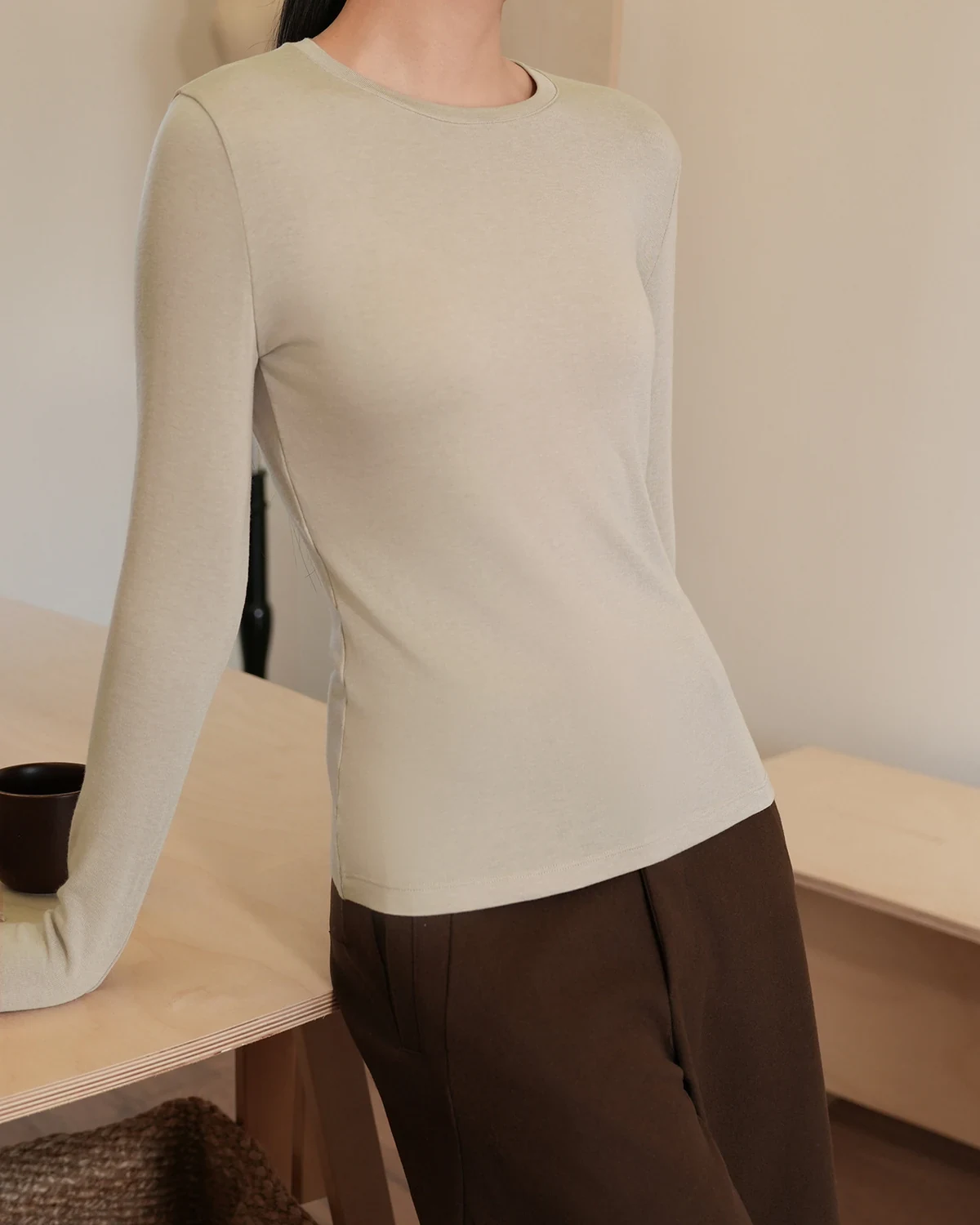 Wool acetate high-stretch base top, versatile fitted slimming inner, styled view